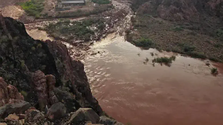 Watch| Major flash flood in the Grand Canyon raises concern for missing hikers