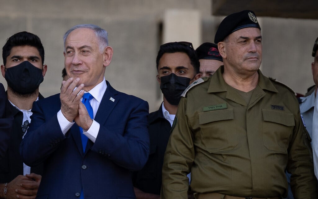 Netanyahu ambushes IDF chief in effort to drag the military into his election campaign