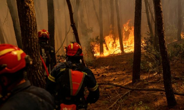 Washington fires burn 250,000 acres, triggering evacuations and power outages in region