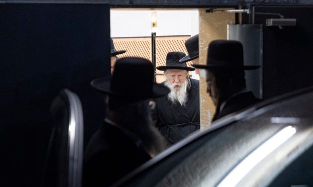 Gerrer Rebbe, anti-Zionist Satmar billionaire discussed ICJ action against Israel over haredi draft