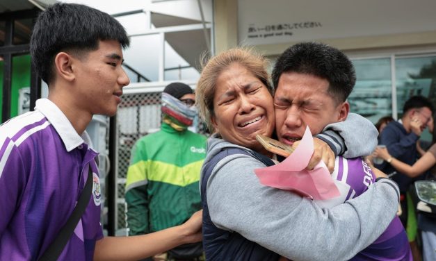 Students recount terror as gunman kills nine at Thailand school