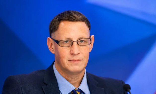 Russia ‘monitoring’ as historian critical of Zionism vanishes upon landing in Israel