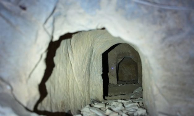 Border Police discover Second Temple period burial cave during operations in east Jerusalem