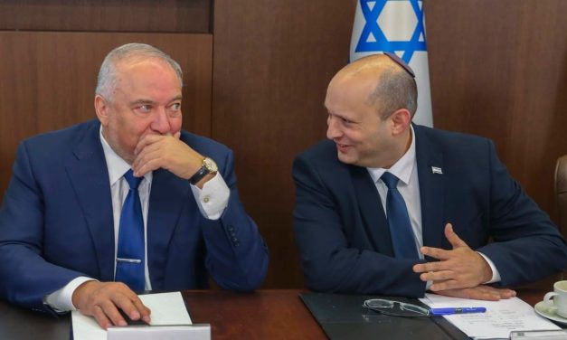 Bennett, Liberman risk splitting the anti-Netanyahu camp over who leads it – opinion