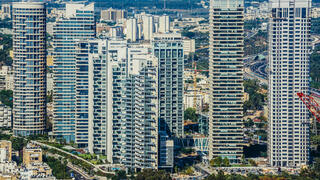Powerful blast rocks north Tel Aviv after grenade thrown at Park Tzameret tower