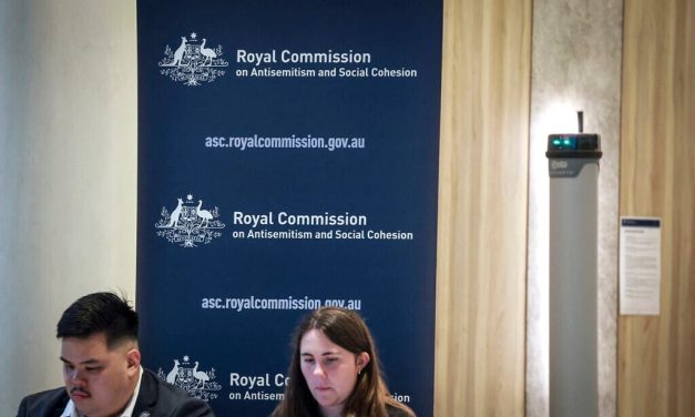 Australia’s Royal Commission on Antisemitism ends as Bondi rabbi urges action