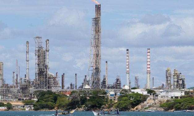 Trump announces Venezuela oil deal, as gas prices still high 6 months into Iran war