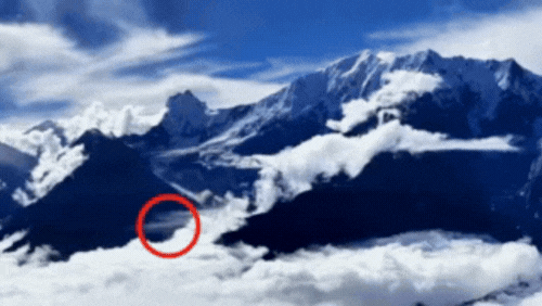 Drone at 7,200 meters captures glacier collapse that triggered deadly Nepal flood | Watch