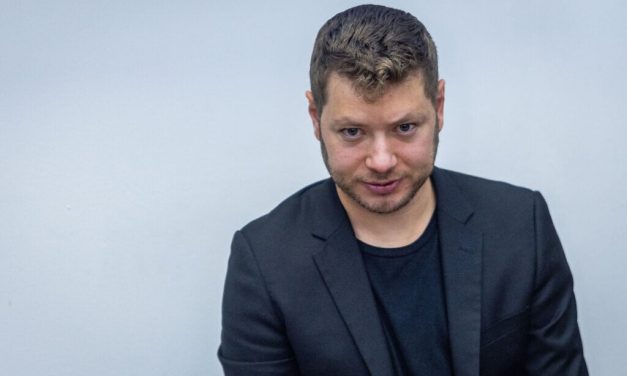 Shin Bet confirms spiriting Yair Netanyahu back from Miami due to threat