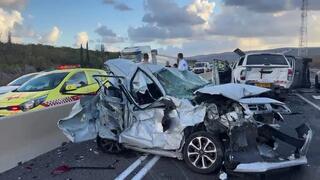 Woman killed, 6 injured in northern Israel four-car pileup