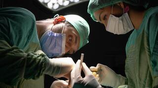 Teen in critical condition after acid allegedly used in surgery instead of anesthetic