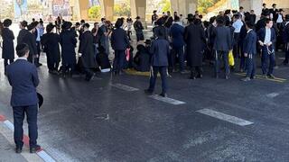 ‘We will die rather than be drafted’: extremist Haredi protesters block Highway 4 over arrest of draft evader