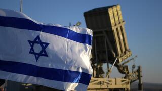 Israel, Greece sign €3 billion deal to build multilayered defense based on Israeli architecture