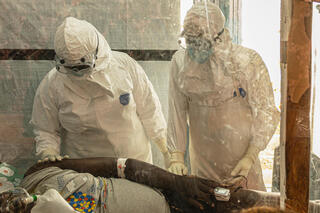 Suspected Ebola case in Israel: Young man who returned from DR Congo hospitalized in Soroka