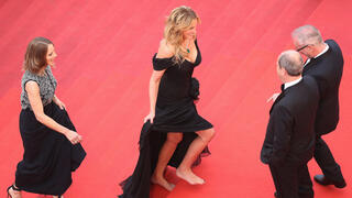 Keeping their feet on the ground: Stars who went barefoot on the red carpet