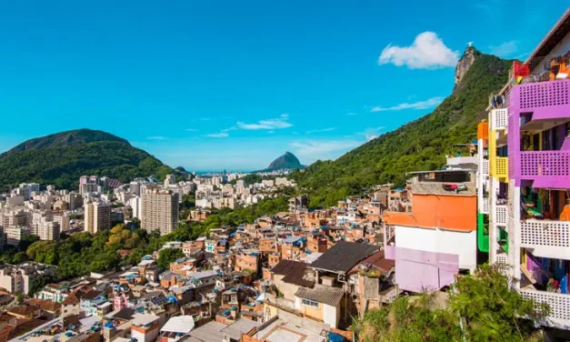Rio Jewish school sees enrollment surge after parents buy it