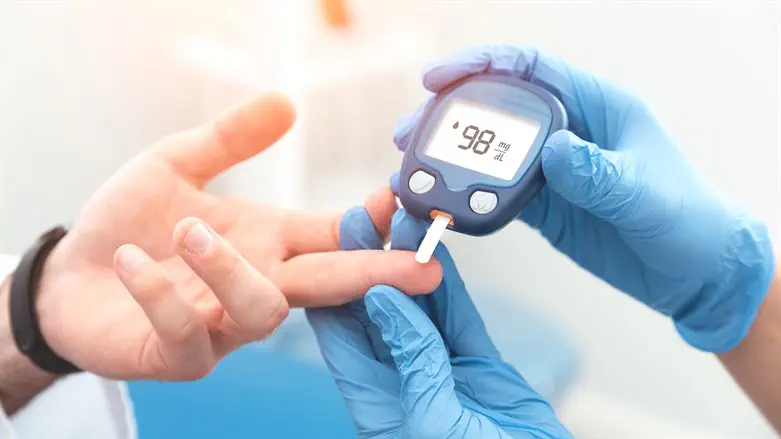 Can diabetics safely fast on Yom Kippur? New study offers hope