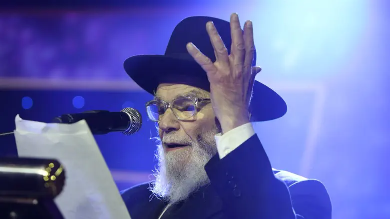 Rabbi Hirsch launches plan to tackle haredi housing crisis