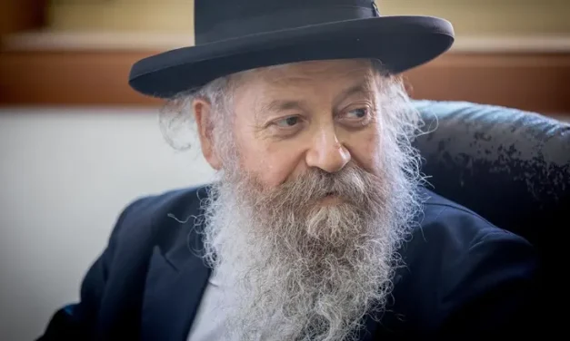 ‘Elder of the Kabbalists’ Rabbi David Batzri dies suddenly at 85