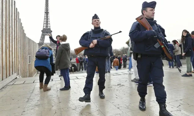 Fear in Paris hotel: Elderly Israeli woman attacked in her sleep