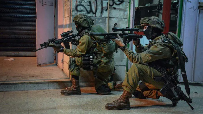 IDF foils imminent terror attack, arrests five-man cell