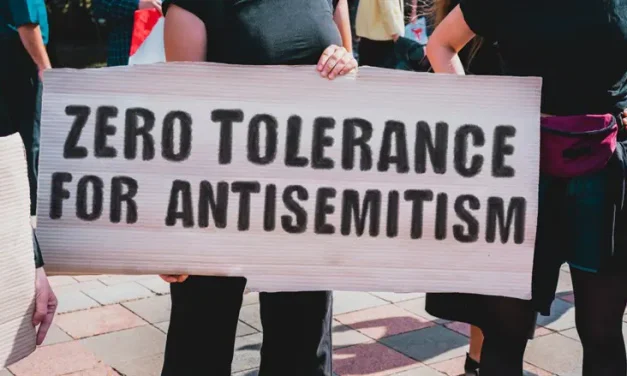 Woman charged with burglarizing two New York synagogues days apart