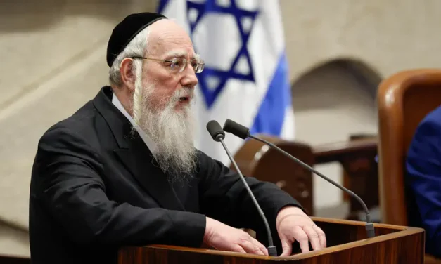 Haredi shakeup spreads: Belz set to replace Yisrael Eichler