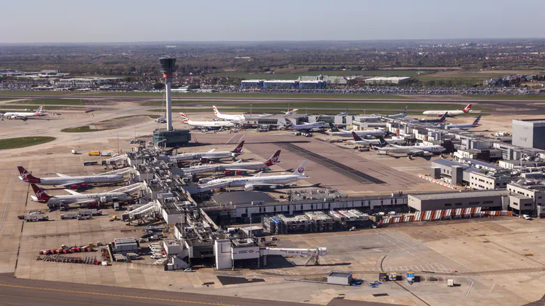 UK air traffic control failure disrupts flights, including to Israel