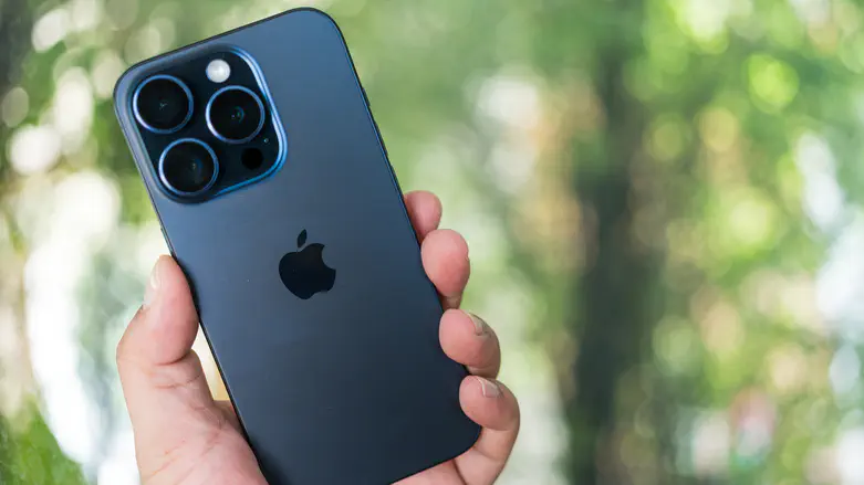 Apple unveils foldable iPhone Duo