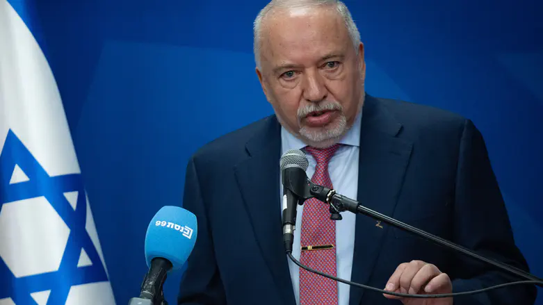 Netanyahu, Liberman clash over Jordan plan for Judea and Samaria