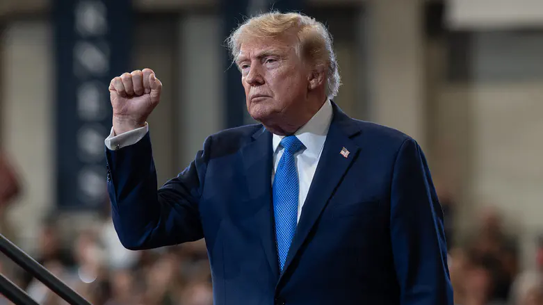 Trump bans CNN, MS NOW and Politico from White House over ‘fake news’