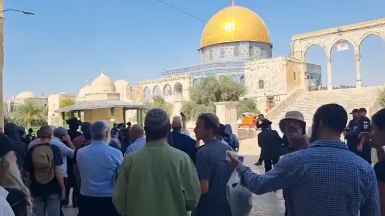 Watch: “Lecha Dodi” sung on the Temple Mount