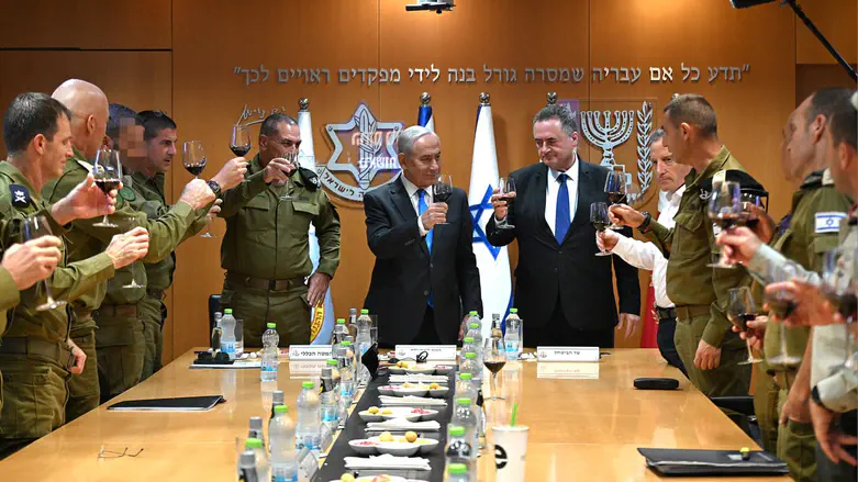 Netanyahu to IDF brass: Iran regime change is Israel’s ‘main task’