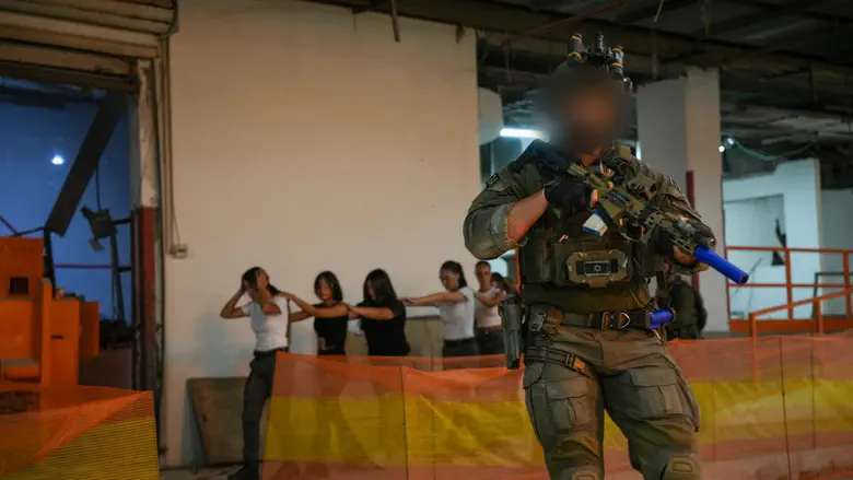 Yamam commandos airlifted into surprise Eilat terror drill