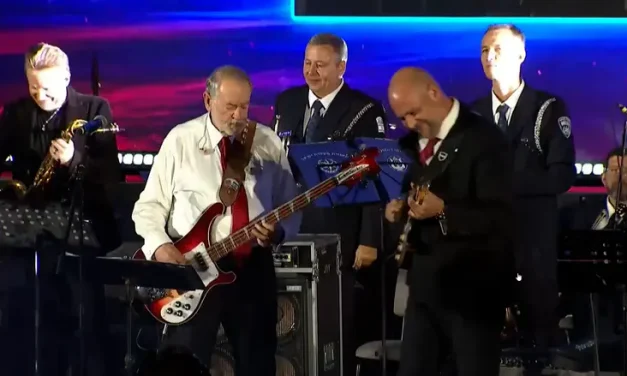 Watch: Ambassador and Knesset Speaker get the crowd dancing