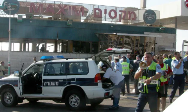 23 years after losing his sight in terror attack, Oren gets married