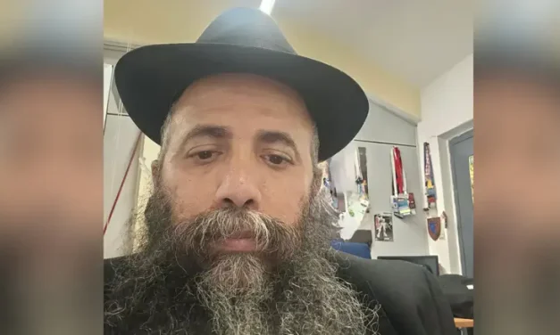 Milan Chabad rabbi attacked at bus stop, 3 suspects arrested