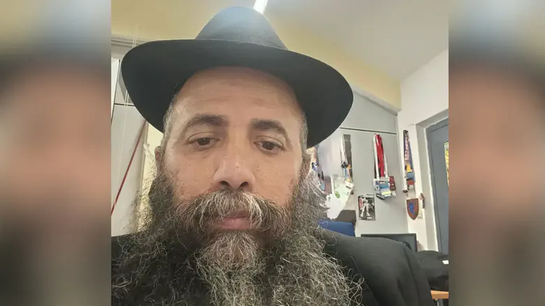 Milan Chabad rabbi attacked at bus stop, 3 suspects arrested