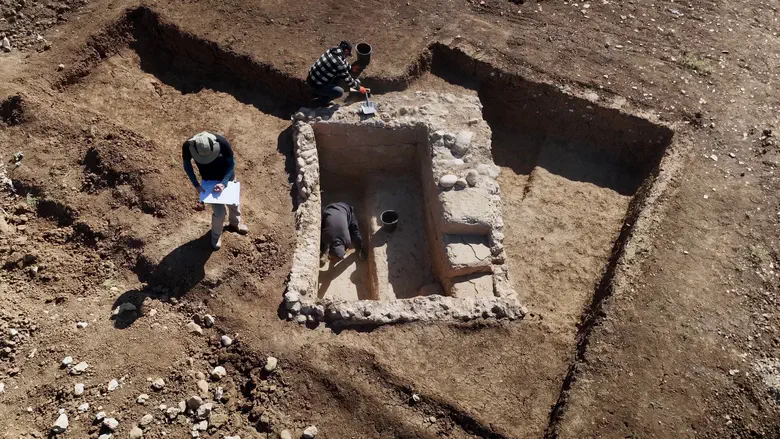 25 tons of history: In southern Israel, a 2,000-year-old mikveh is extracted intact