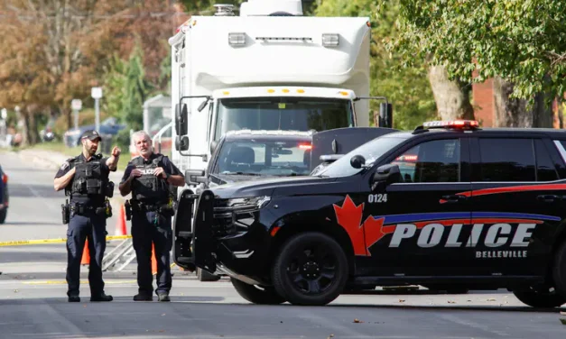 Canadian teen arrested after threatening synagogue