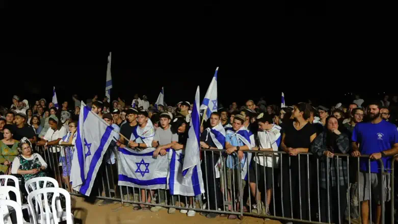 Watch live: Netanel Shakron laid to rest after deadly Binyamin terror attack