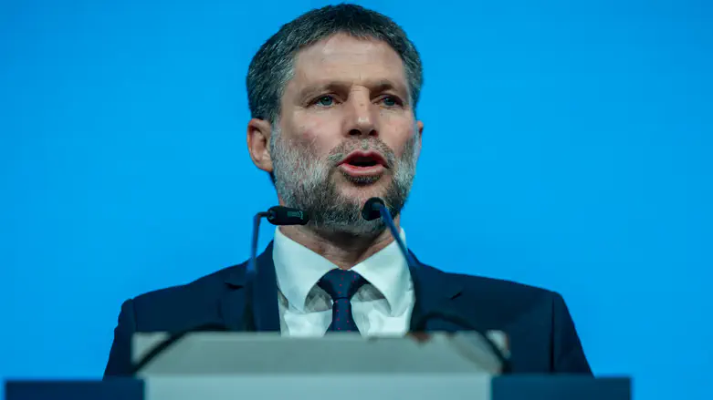 Smotrich orders preparations for additional fuel subsidies amid energy crisis