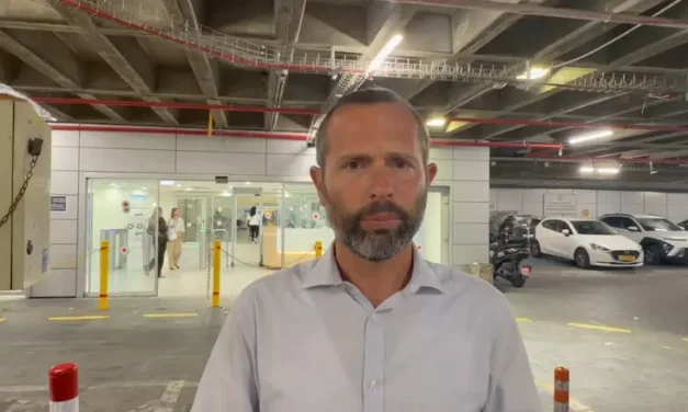 Yisrael Ganz: “Stop encouraging terror in the name of peace”