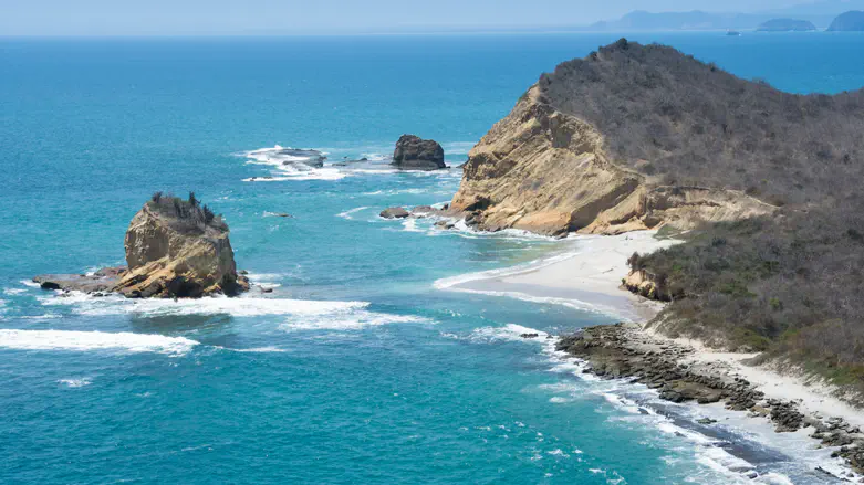 Israel warns travelers as Ecuador declares red alert