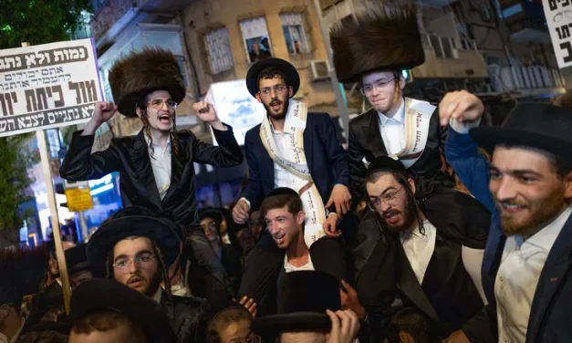 ‘Enemy army’: Massive rally held in honor of haredi draft evaders