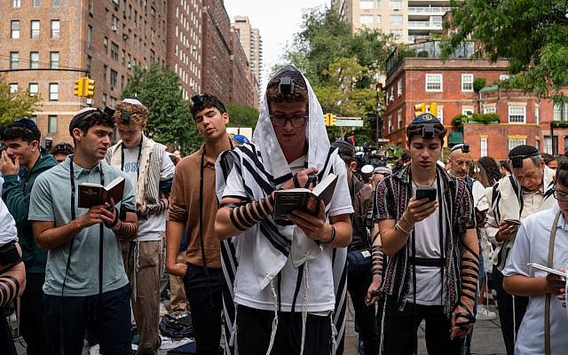 Esther Sperber | What should we teach our children when Israel is challenged?