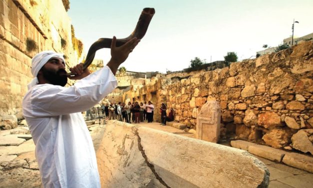 This Rosh Hashanah, let gratitude trump grievance – opinion