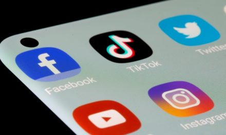 Australia seeks to curb social media algorithms with new feed choice law