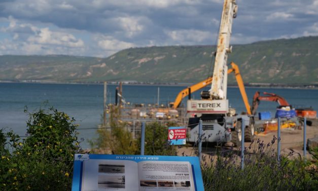 Water restrictions continue into second day as most Israeli desalination plants shut down again