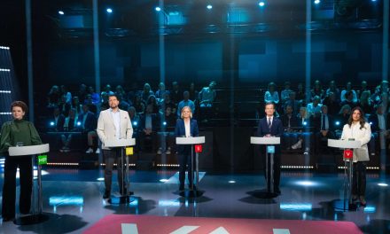 Swedes vote in election that could usher far right into government